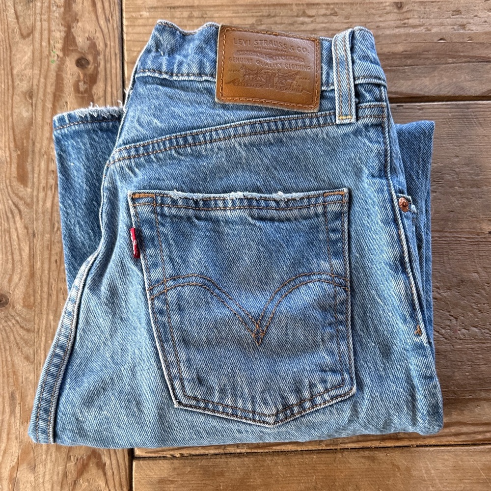 Levi's Ribcage Straight size 25